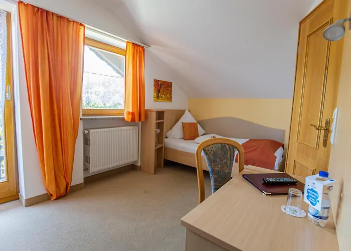 Land-gut-Hotel Gasthof Waldschänke