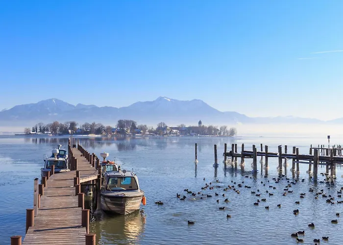 Chalethaus-Chiemsee - Luxus 120qm Panorama-Chaletwohnung am Chiemsee - Neubau